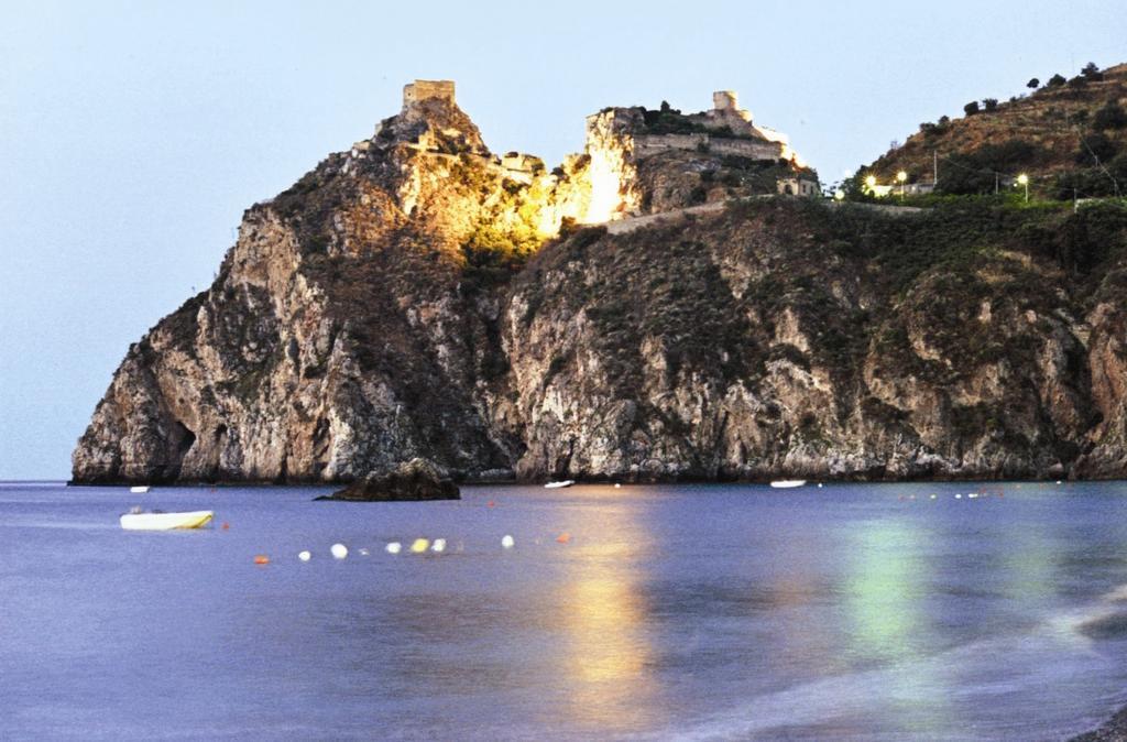 호텔 마라벨 SantʼAlessio Siculo 외부 사진